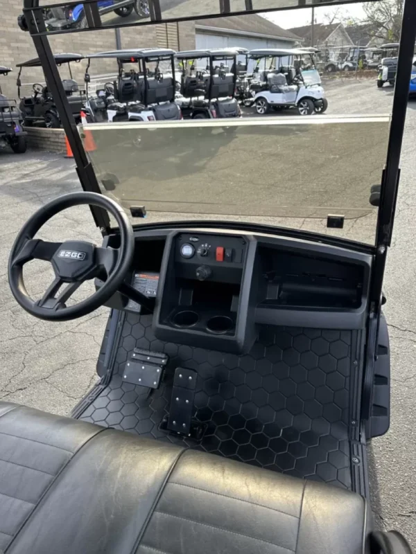 2021 E-Z-GO Express S4 ELiTE - Image 7