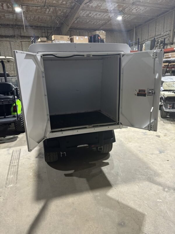 2020 Club Car Carryall - Image 3