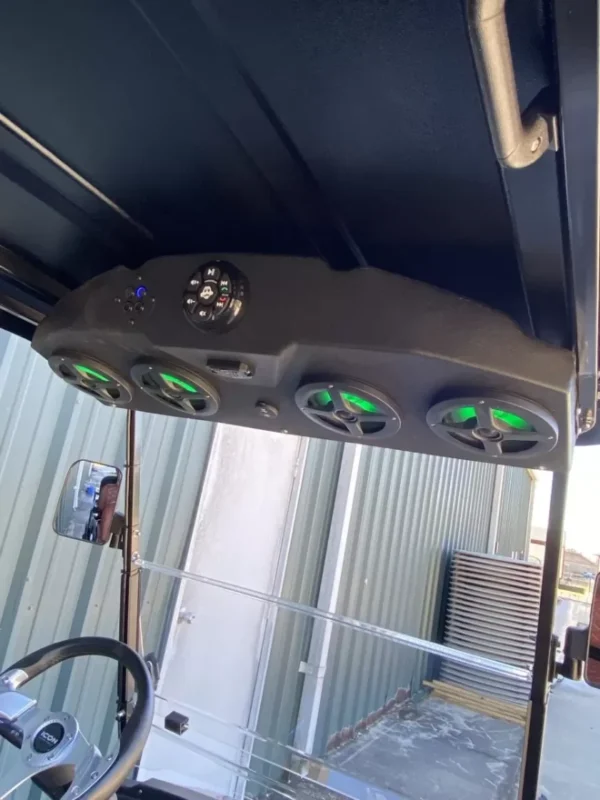 2023 ICON i60 - Image 3