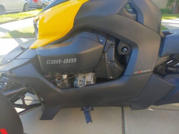 2019 Can-Am RYKER 600 ACE™ - Image 6