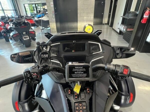 2022 Can-Am Spyder RT Sea-To-Sky - Image 5