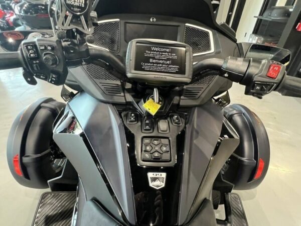 2022 Can-Am Spyder RT Sea-To-Sky - Image 9