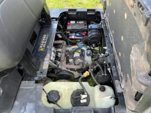 2019 Cushman Hauler 800 Gas - Image 4