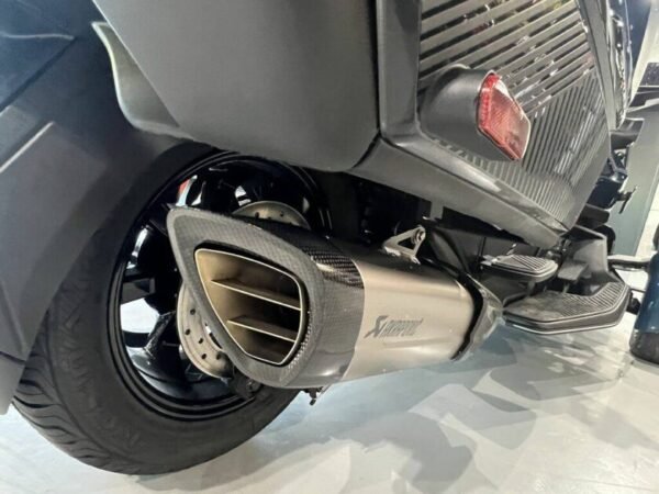 2022 Can-Am Spyder RT – Petrol Metallic - Image 8