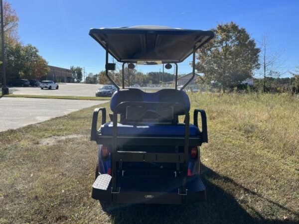 2020 E-Z-Go Freedom® RXV® Electric Electric Blue - Image 2