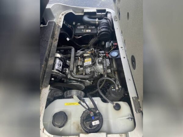 2023 E-Z-Go Express L6 Gas Platinum - Image 6