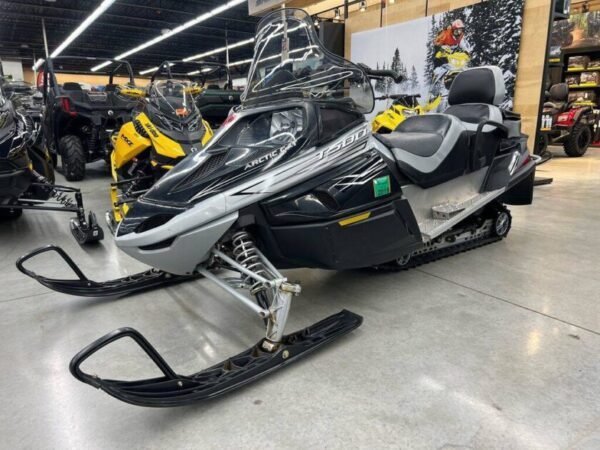 2008 Arctic Cat Snowmobile T 500 For Sale - Image 3