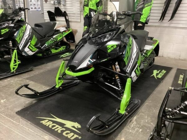 2023 Arctic Cat® Snowmobile ZR 6000 R-XC Manual For Sale - Image 3