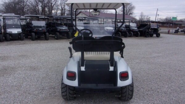 2017 E-Z-GO - Image 6