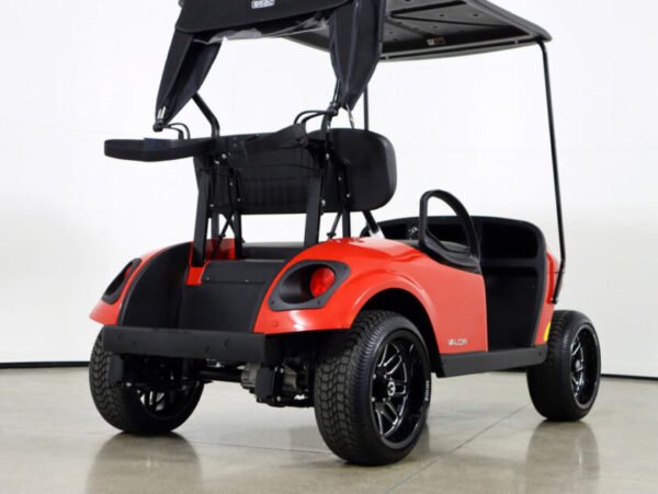 2022 E-Z-GO Valor - Image 2