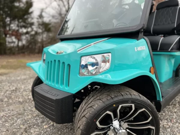 2023 Tomberlin E-MERGE Saloon - Image 3