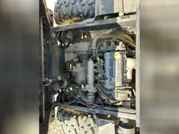 2021 John Deere GATOR™ XUV835M - Image 9