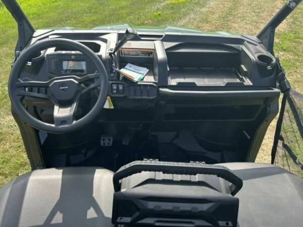 2023 Can-Am Defender MAX DPS HD7 Tundra Green - Image 12