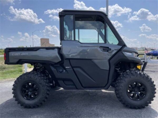 2023 Can-Am Defender Limited HD10 - Image 5