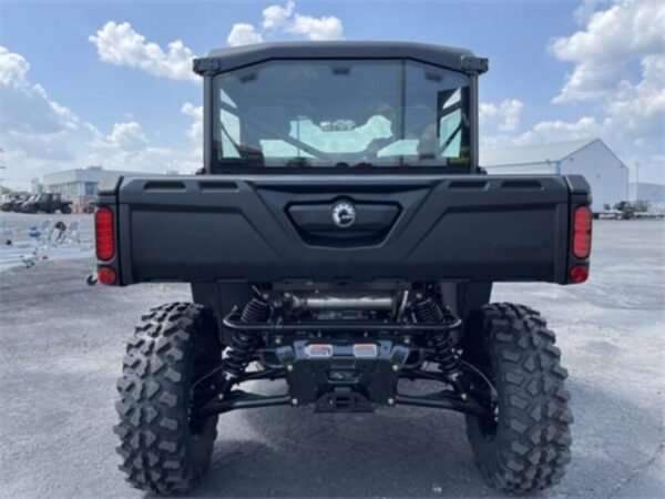 2023 Can-Am Defender Limited HD10 - Image 6